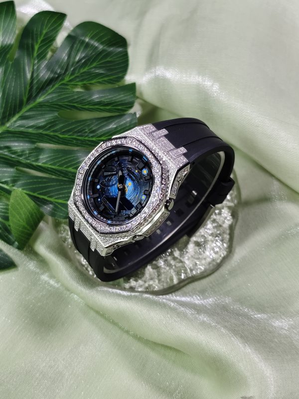 Кастомные часы Casio G-Shock GA-2100 — чёрный каучуковый ремешок и серебристый безель с кристаллами — фото 1