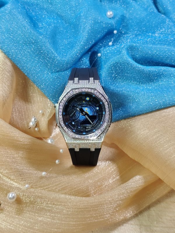 Кастомные часы Casio G-Shock GA-2100 — чёрный каучуковый ремешок и серебристый безель с кристаллами — фото 2