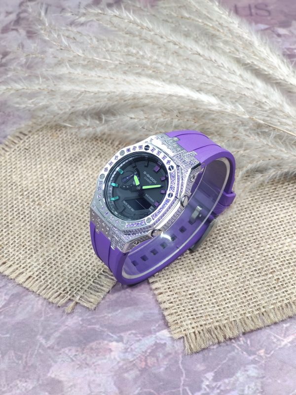 Кастомные часы Casio G-Shock GA-2100 — Фиолетовый циферблат и Бриллиантовые акценты — фото 3