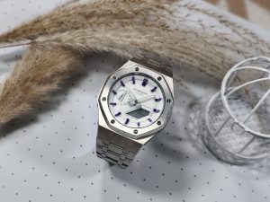Кастомные часы Casio G-Shock Морозная Луна Фиалковый След, алые. Купить кастом G-Shock CasiOAK Custom, доставка по России